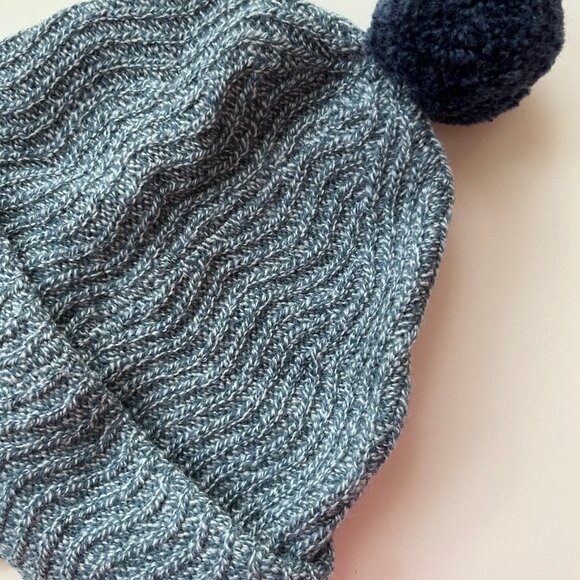 Allbirds NWT 100% Merino Wool Winter Pom Beanie Hat Juniper Blue Unisex - Picture 3 of 5